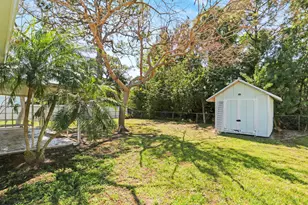 5909 Seagrape Dr, Fort Pierce, FL 34982 - Photo 27