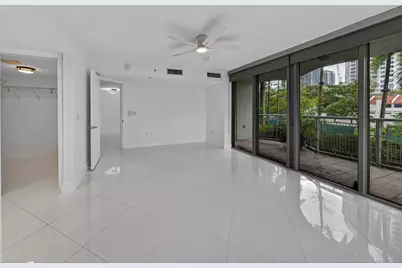 900 SE 2nd Street #201, Fort Lauderdale, FL 33301 - Photo 15