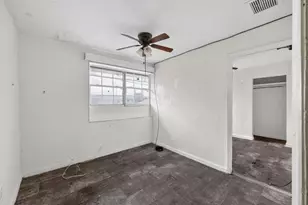 2765 NW 60th St, Miami, FL 33142 - Photo 9