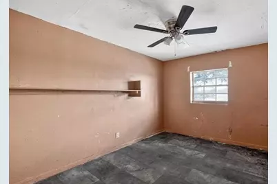 2765 NW 60th Street, Miami, FL 33142 - Photo 15