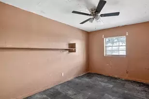 2765 NW 60th St, Miami, FL 33142 - Photo 15