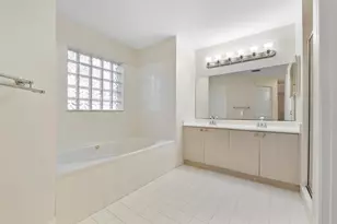 8375 NW 46th Dr, Coral Springs, FL 33067 - Photo 23