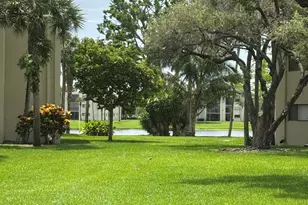 5190 Las Verdes Cir, Delray Beach, FL 33484 - Photo 9