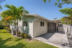2602 NE 10th Terrace, Wilton Manors, FL 33334 - Photo 11
