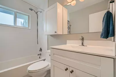 2602 NE 10th Terrace #B, Wilton Manors, FL 33334 - Photo 7