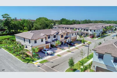 4733 Santa Cruz Way, Davie, FL 33314 - Photo 21