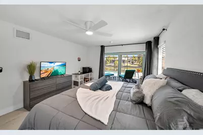 2723 SW 5th Avenue, Cape Coral, FL 33914 - Photo 5