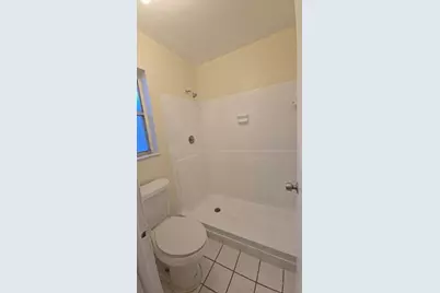 4403 Treehouse Lane #H, Tamarac, FL 33319 - Photo 17