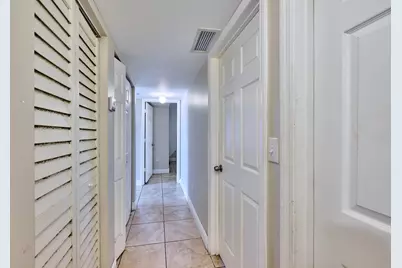 1990 NW 4th #1, Miami, FL 33136 - Photo 13