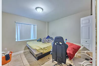 1990 NW 4th #1, Miami, FL 33136 - Photo 15