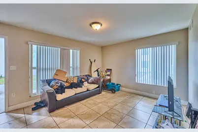 1990 NW 4th #1, Miami, FL 33136 - Photo 3