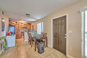 1990 NW 4th, Miami, FL 33136 - Photo 5