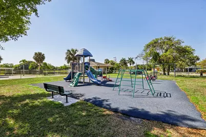 7803 NW 69th Terrace, Tamarac, FL 33321 - Photo 41