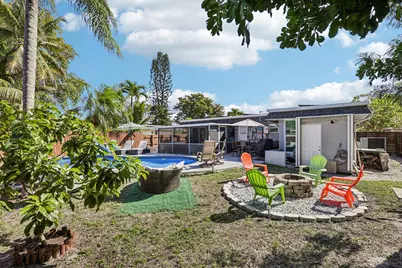 7803 NW 69th Terrace, Tamarac, FL 33321 - Photo 13