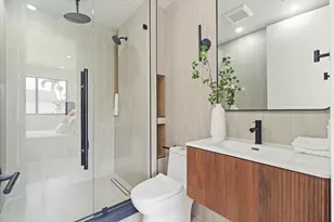 843 SW 14th Ct, Fort Lauderdale, FL 33315 - Photo 29