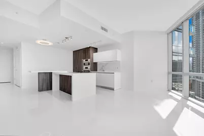 851 NE 1st Avenue #1110, Miami, FL 33132 - Photo 11