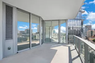 851 NE 1st Ave, Miami, FL 33132 - Photo 25