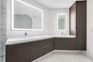 851 NE 1st Ave, Miami, FL 33132 - Photo 19