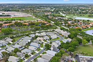 2021 Normandy Cir, West Palm Beach, FL 33409 - Photo 35