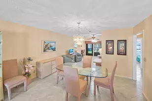 9810 Tabebuia Tree Dr, Boynton Beach, FL 33436 - Photo 11