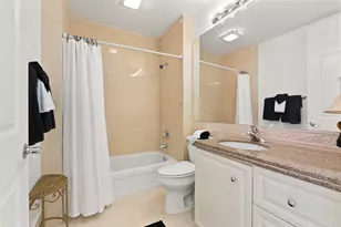 14 Harbour Isle Dr W, Fort Pierce, FL 34949 - Photo 21