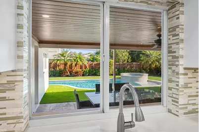 1061 NW 3rd Street, Boca Raton, FL 33486 - Photo 9