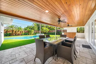 1061 NW 3rd St, Boca Raton, FL 33486 - Photo 29