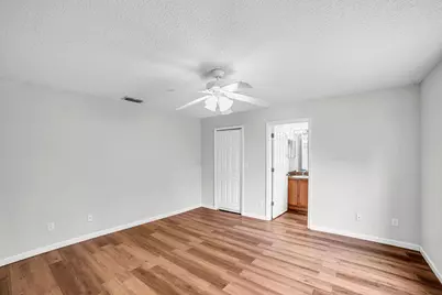 1566 SW Bellevue Avenue, Port Saint Lucie, FL 34953 - Photo 19