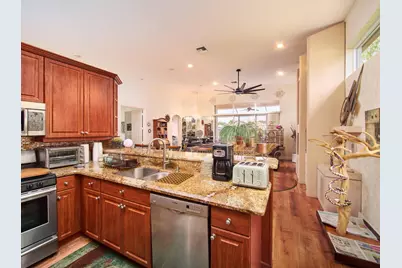 51 Monterey Pointe Drive, Palm Beach Gardens, FL 33418 - Photo 9