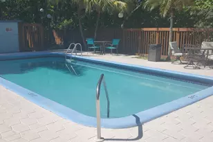 842 NE 20th Dr, Wilton Manors, FL 33305 - Photo 23