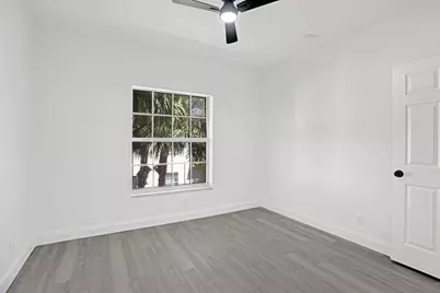 1255 NW 27th Avenue, Pompano Beach, FL 33069 - Photo 17