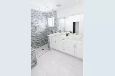 4322 NW 62nd Avenue, Coral Springs, FL 33067 - Photo 11