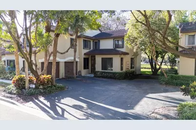 10538 NW 10th Street, Plantation, FL 33322 - Photo 1