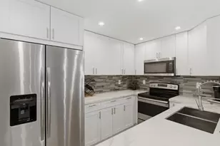 397 Burgundy I, Delray Beach, FL 33484 - Photo 3