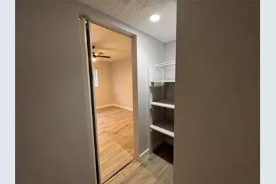 400 Palm Circle W #Unit 302, Pembroke Pines, FL 33025 - Photo 15