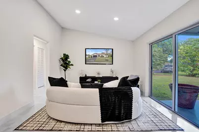 2881 NW 98th Way, Coral Springs, FL 33065 - Photo 11