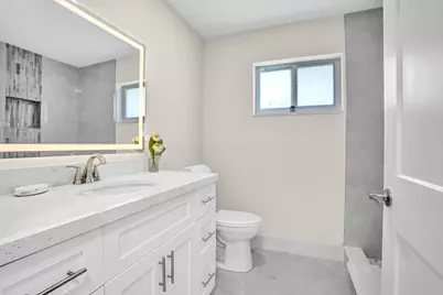 2881 NW 98th Way, Coral Springs, FL 33065 - Photo 17