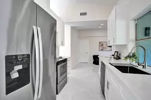 2881 NW 98th Way, Coral Springs, FL 33065 - Photo 31