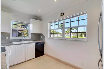 129 Mockingbird Lane, Delray Beach, FL 33445 - Photo 5