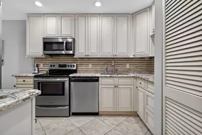 41 Stratford Lane W #B, Boynton Beach, FL 33436 - Photo 19