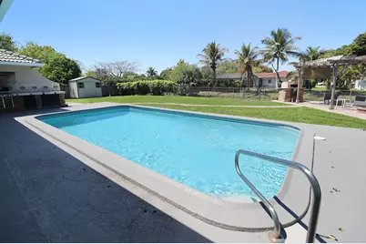 9901 NW 37th Street, Coral Springs, FL 33065 - Photo 35