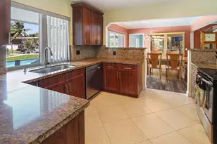 9901 NW 37th St, Coral Springs, FL 33065 - Photo 11