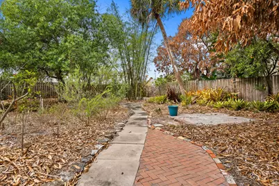 419 N 2nd Street, Fort Pierce, FL 34950 - Photo 21