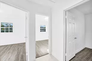 20831 NW 34th Ct, Miami Gardens, FL 33056 - Photo 15