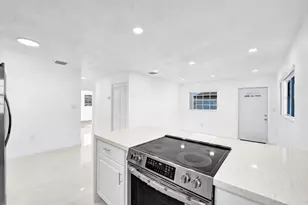 20831 NW 34th Ct, Miami Gardens, FL 33056 - Photo 11