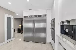 724 SW 1st Ave, Pompano Beach, FL 33060 - Photo 17