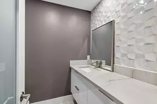 724 SW 1st Ave, Pompano Beach, FL 33060 - Photo 17