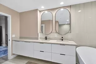 724 SW 1st Ave, Pompano Beach, FL 33060 - Photo 31