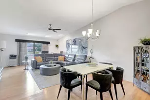 8112 Windgate Dr, Boca Raton, FL 33496 - Photo 5