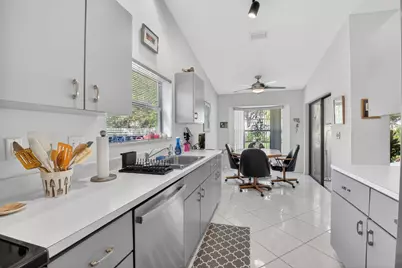 8491 Leeway Lane, Boynton Beach, FL 33436 - Photo 13